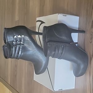 BCBGeneration ankle boots